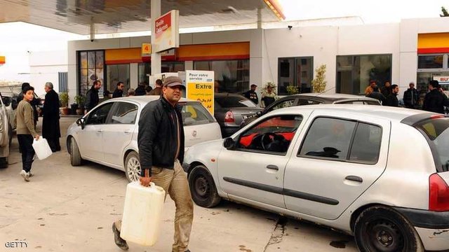 قیمت بنزین در تونس برای سومین بار افزایش یافت