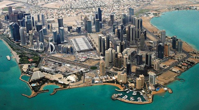 رتبه اعتباری قطر کاهش یافت