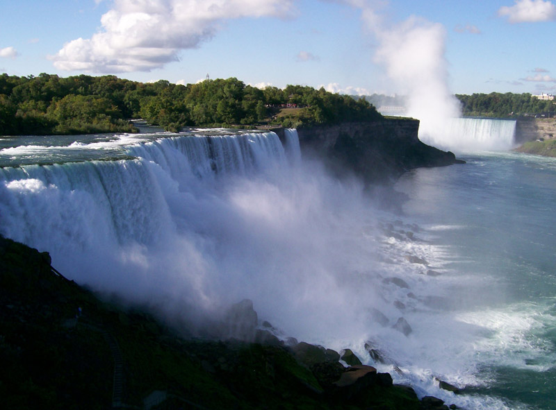 بزرگترین آبشارهای جهان زیر آب هستند (+عکس)