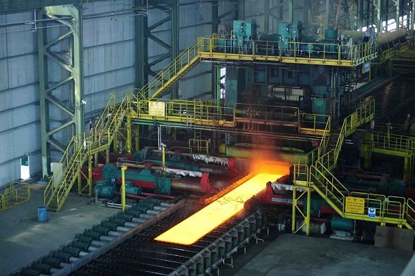 رشد تولید فولاد خام ایران و جهان