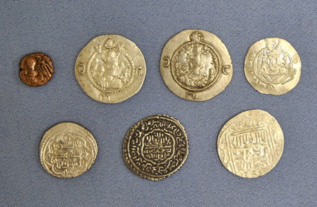 36 قطعه سکه تاریخی قاچاق در مرز مهران کشف شد