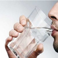 6 دلیل سالم برای نوشیدن منظم آب گرم!