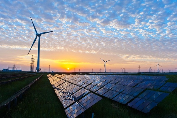 مصرف انرژی‌های تجدیدپذیر در آمریکا رکورد زد