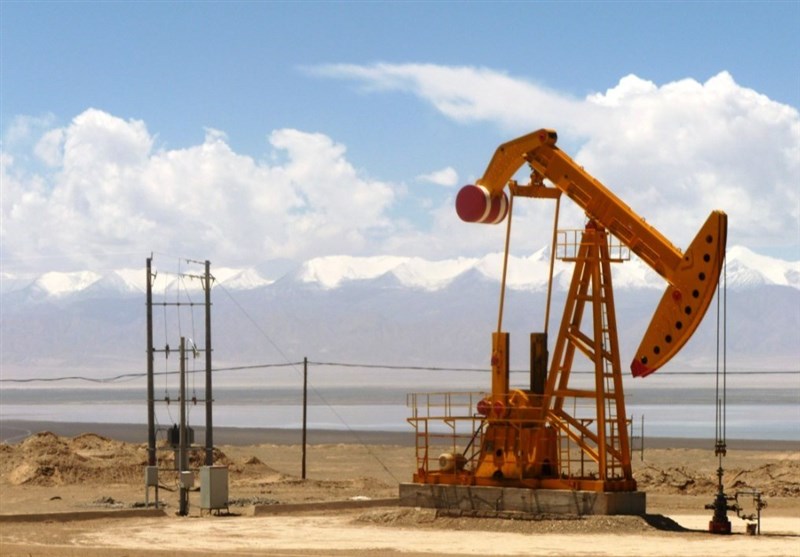 قیمت نفت امسال تا۴۰ دلار در هر بشکه می باشد
