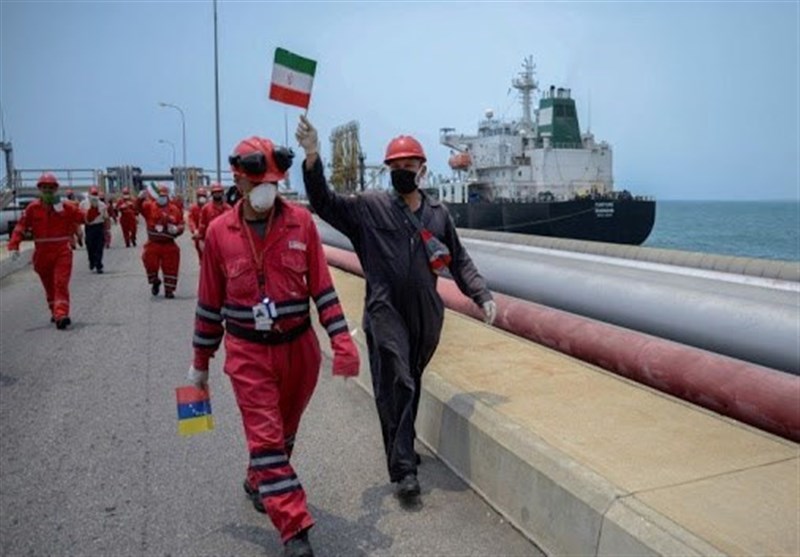 تحریم حدود ۵۰ نفتکش حامل نفت توسط امریکا  جهت قطع روابط ایران ونزوئلا