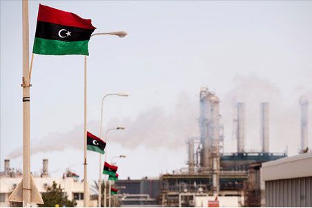 تولید نفت لیبی نصف می شود