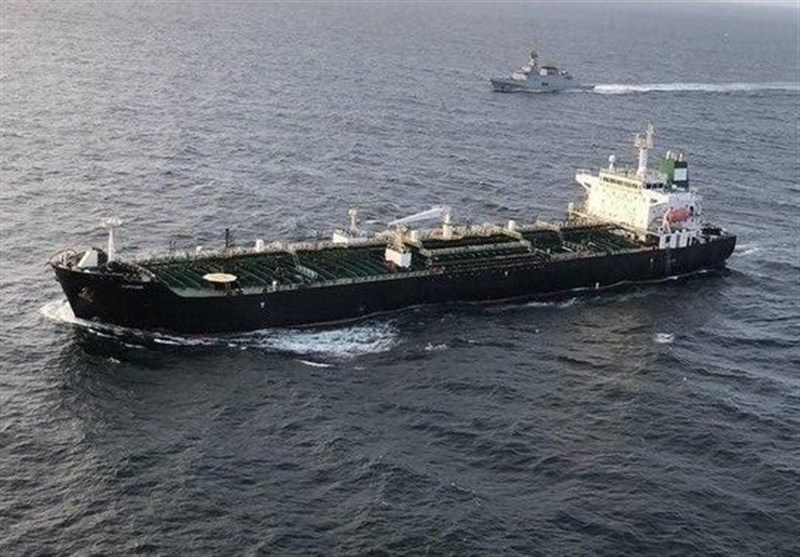 محموله سوخت ونزوئلا که از ایران خریداری کرده بودتوسط دو نفتکش به تگزاس می رود