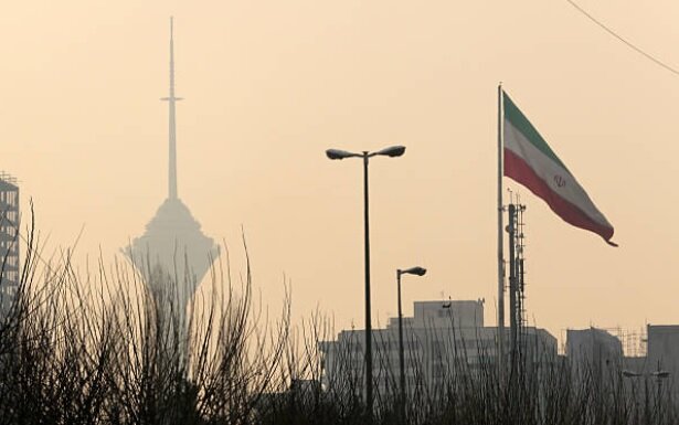 اقتصاد ایران سال آینده از رکود خارج می شود