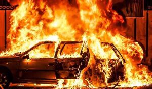 آتش‌زدن عمدی خودروهای لوکس به‌خاطر حسادت