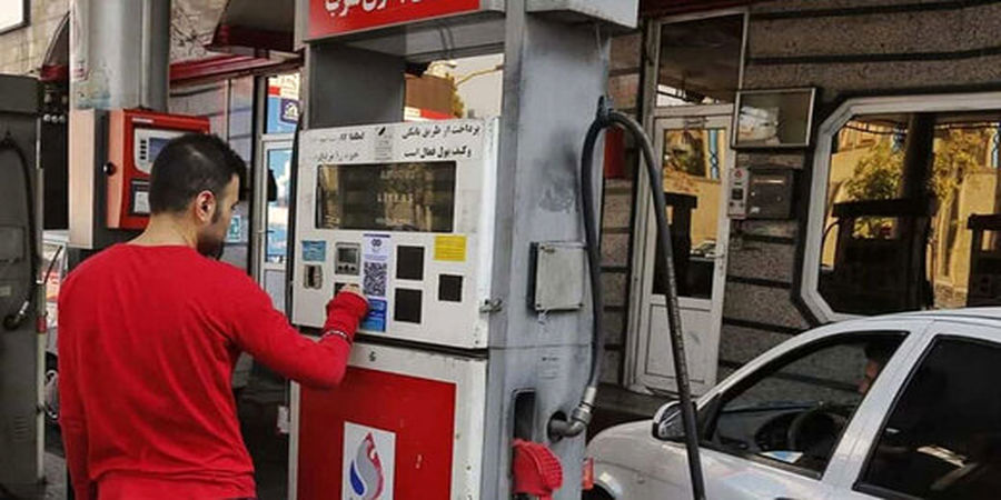 ۱۵ لیتر بنزین برای هر ایرانی یعنی کلک زدن مردم