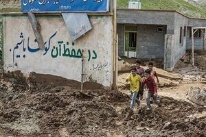 سیل به ۲۴۲ مدرسه در جنوب کرمان خسارت وارد کرد