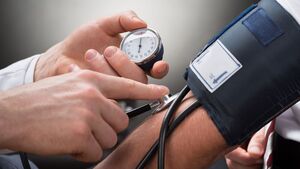 علایم و روش‌های درمان فشار خون بالا