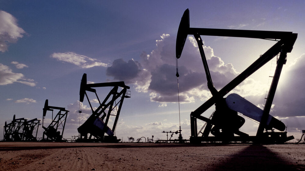 عقب نشینی قیمت نفت در معاملات امروز
