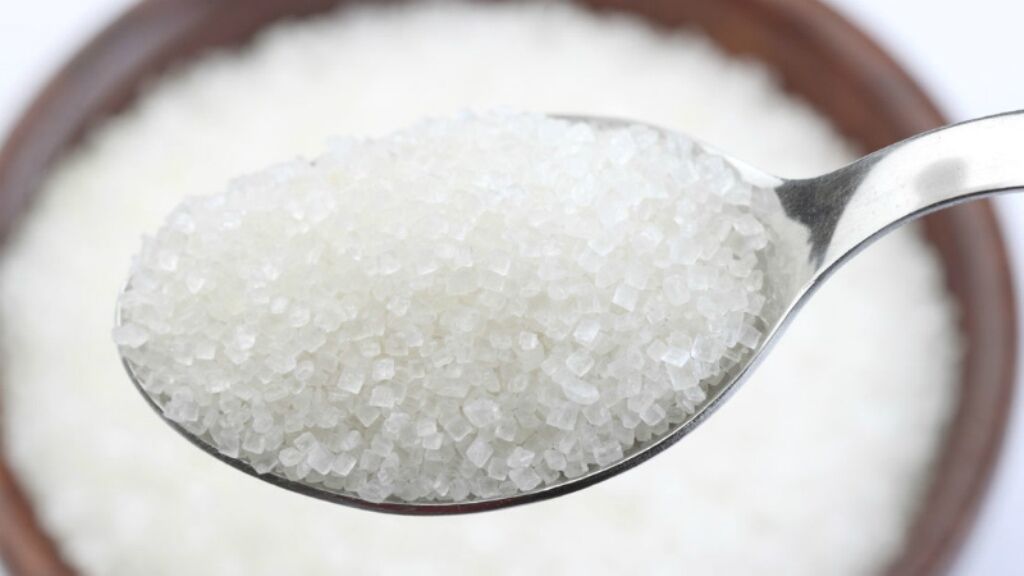 عرضه شکر در جهان کاهش خواهد یافت
