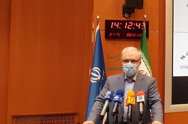 وزیر بهداشت: تزریق واکسن ایرانی کرونا از هفته آینده آغاز می شود