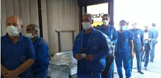 روز گذشته کارگران ایران‌خودرو آرای خود را به صندوق‌ها انداختند