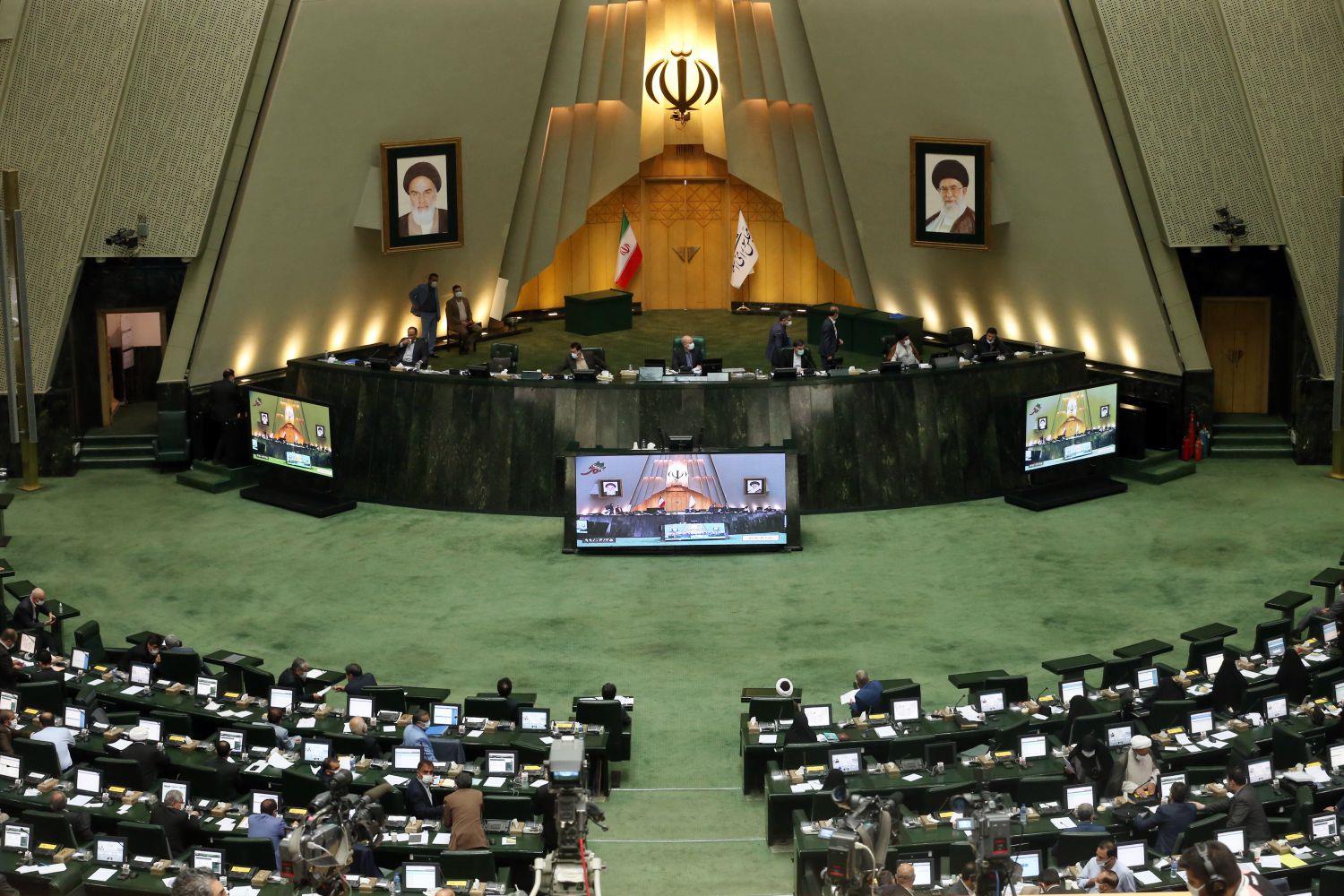 هشدار مجلسی‌ها درباره فیلترینگ صرافی‌های رمزارز ایرانی