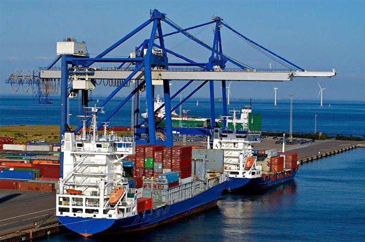 رشد 65 درصدی صادرات ایران در 4 ماهه نخست سال