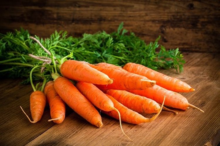 هویج 16 هزار تومان به فروش می رسد