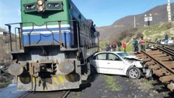 تصادف خونین قطار با پراید در دورود