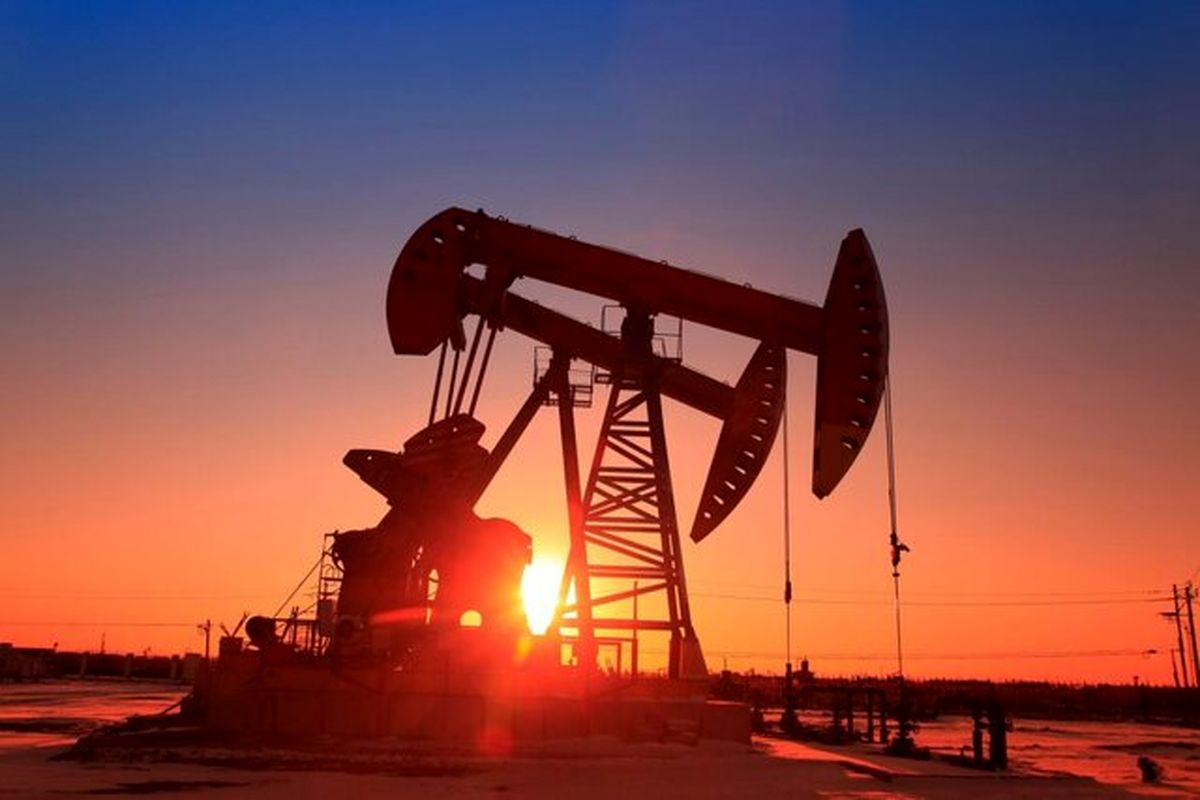 تاثیر رکورد تازه قیمت نفت بر بودجه سال آینده