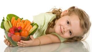 کودکان به چه مقدار میوه، سبزیجات و پروتئین نیاز دارند؟