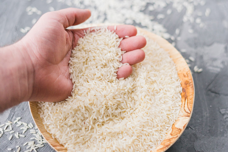 واردات برنج بی کیفیت از هند به جای پول نفت ایران!