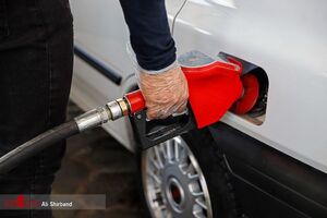 کاهش تولید بنزین در کشور صحت ندارد