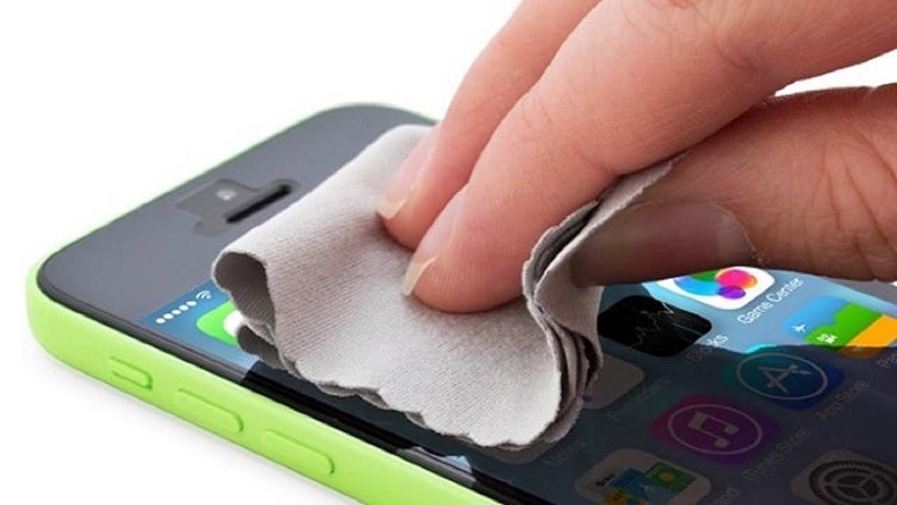 روش‌های صحیح تمیز کردن گوشی همراه