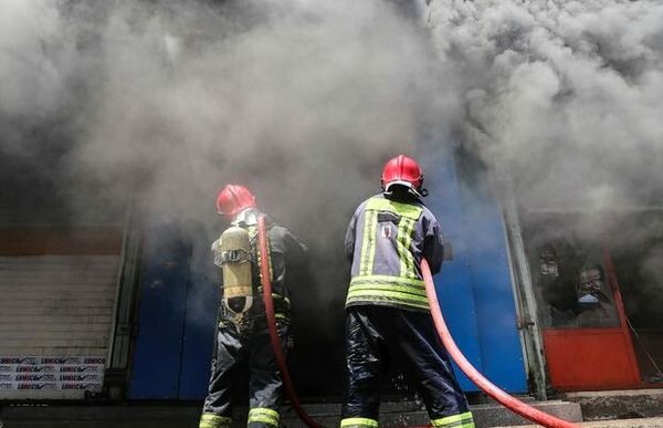 آتش سوزی در انبار مجتمع پتروشیمی اروند