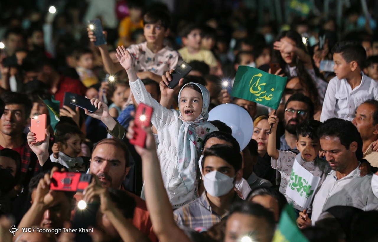 واکنش چهره‌ها و مردم به برگزاری مراسم مهمانی ۱۰ کیلومتری عید غدیر