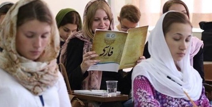 امکان ادامه تحصیل دانشجویان روسی در ایران فراهم شد