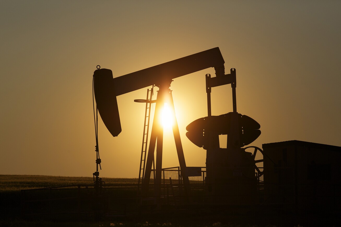 افزایش ۴ درصدی قیمت نفت