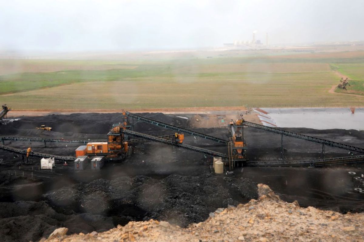 زغال‌سنگ گران، سنگ‌آهن و قراضه ارزان شدند