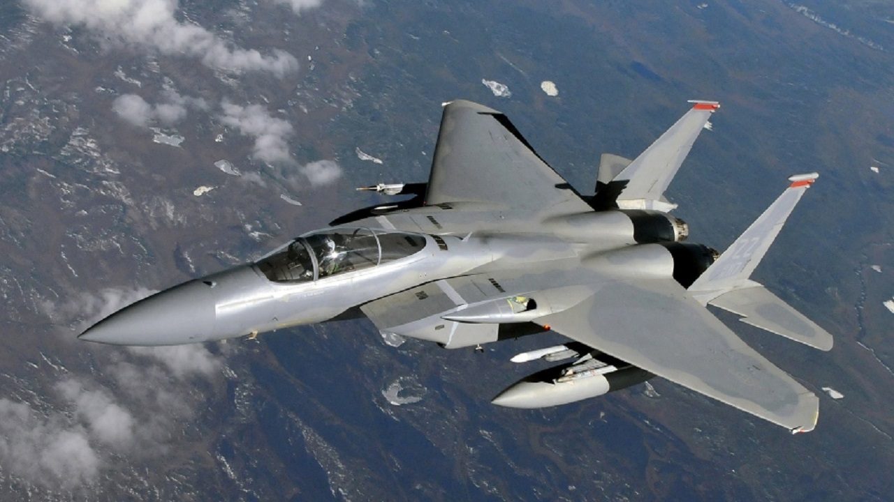 سقوط جنگنده اف-۱۵ عربستان