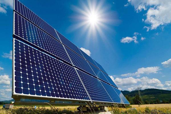حمایت بانک سپه از ایجاد نیروگاه‌های خورشیدی