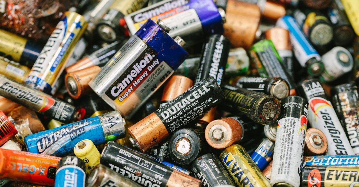 جلوگیری از آلودگی با بازیافت باتری‌های مستعمل