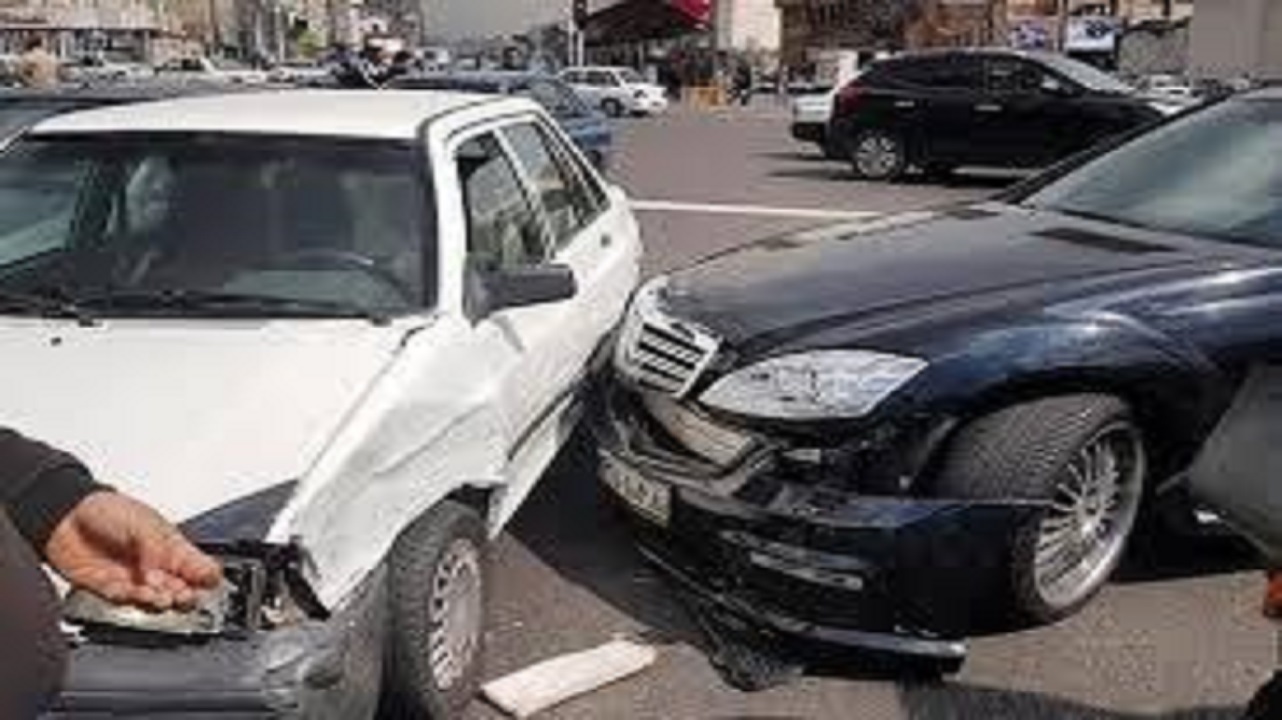 عدم توجه به جلو، عامل ۵۰ درصد از تصادفات در شهر تهران