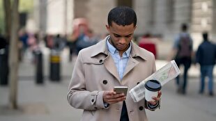هشدار شدید محققان در مورد خطرات استفاده از تلفن همراه در حین راه رفتن