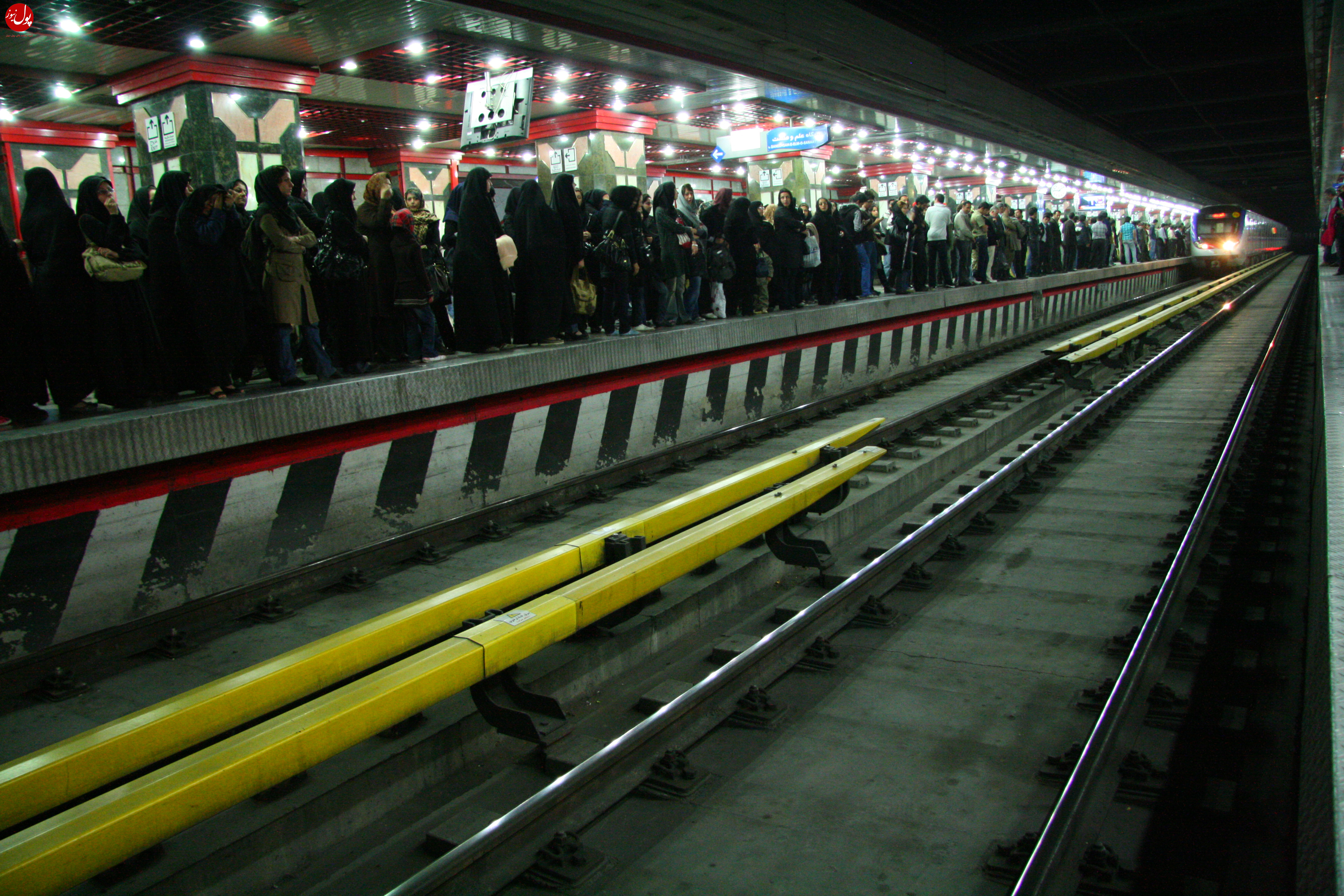 یک خط مترو معادل بزرگراهی با ۳۳خط عبوری‌است