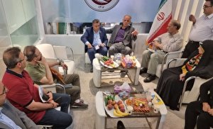 نشست معاون فنی بیمه ایران با همکاران نماینده در محل نمایشگاه بین‌المللی بورس بانک و بیمه