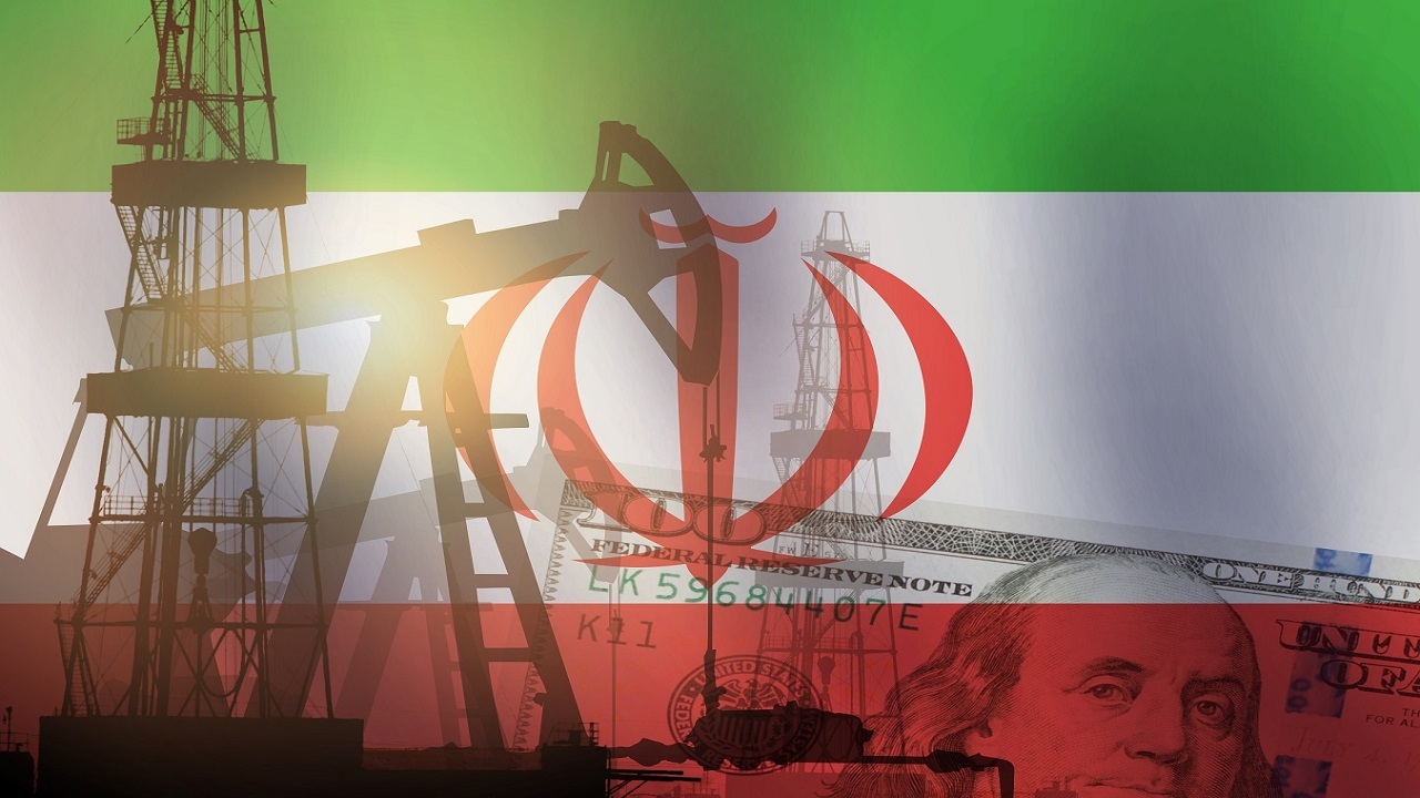رویترز: ایران قیمت نفت خود را افزایش داد