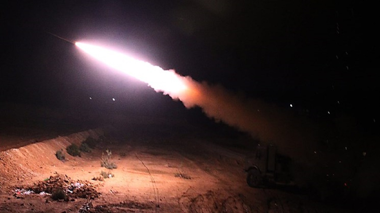 حملات راکتی و پهپادی به پایگاه‌های آمریکا در شرق سوریه