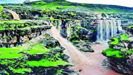 آبشار تخت چو در آمازون ایران