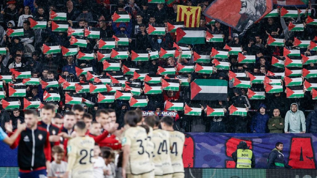 حمایت پرشور هواداران اوساسونا از فلسطین در بازی مقابل گرانادا