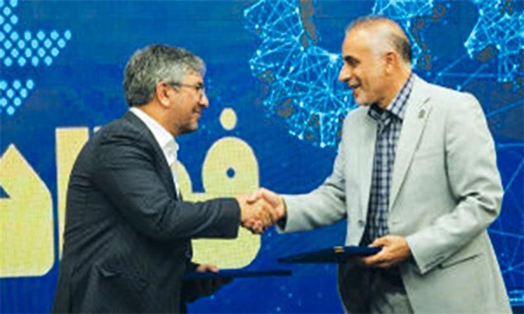 امضای تفاهم‌نامه میان شركت پشتیبانی و توسعه فناوری و نوآوری فولاد مباركه و پارك علم و فناوری دانشگاه تهران