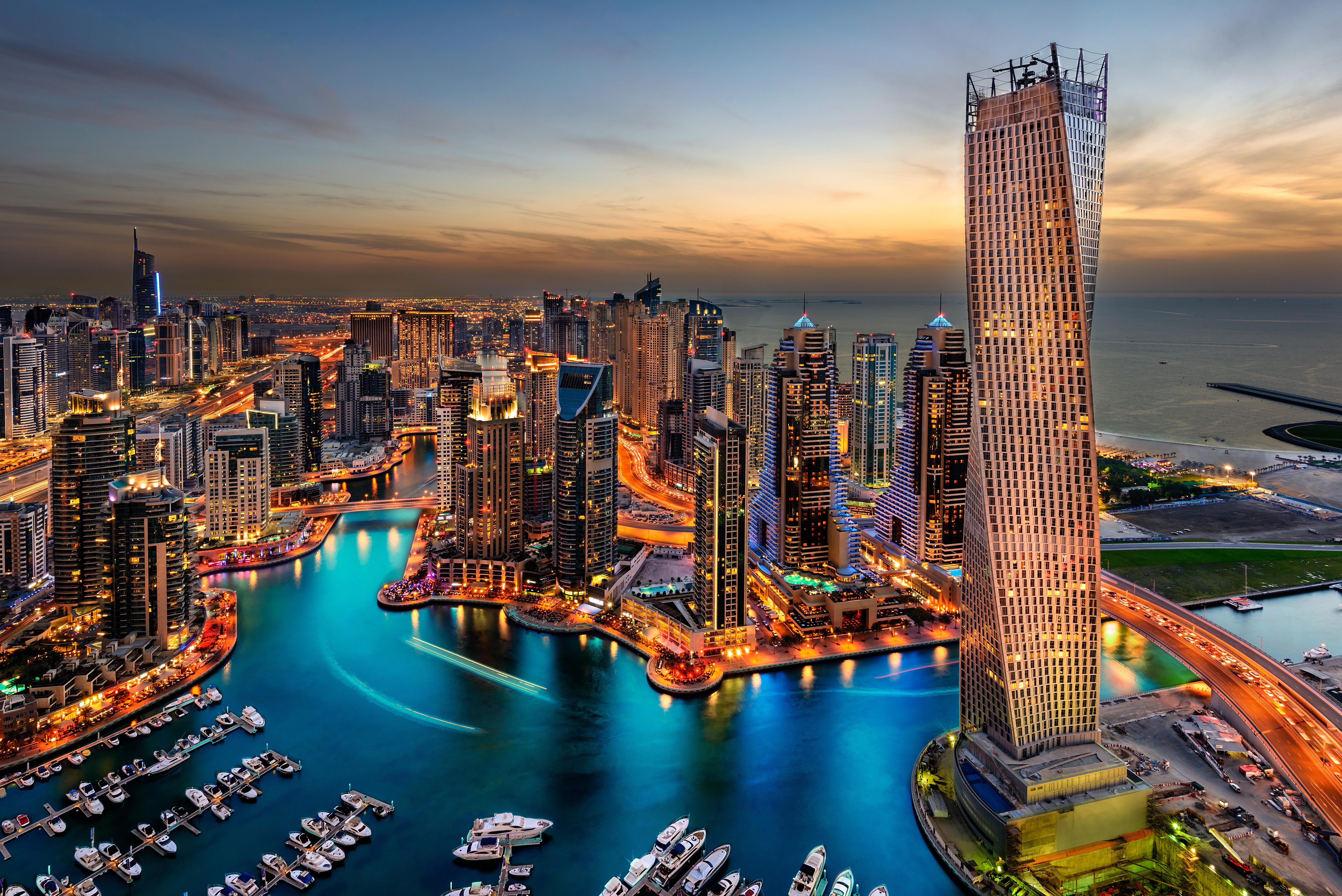 امارات، موفق ترین کشور غیرغربی است/اقتصاد برای ما تأمین ارزاق شده است، نه سهم داشتن از فناوری و تولید جهانی