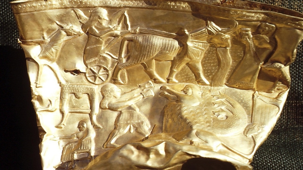 جام طلایی «حسنلو»، شاهکاری از اعماق تاریخ ایران