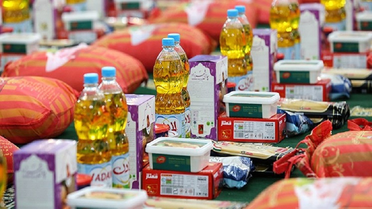 دستور فرمانده سپاه برای اهدای ۱/۵ میلیون بسته یلدایی به خانواده‌های نیازمند