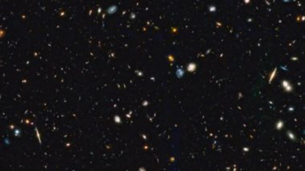 جزئیاتی از کشف ۶۳ کهکشان رادیویی غول‌پیکر